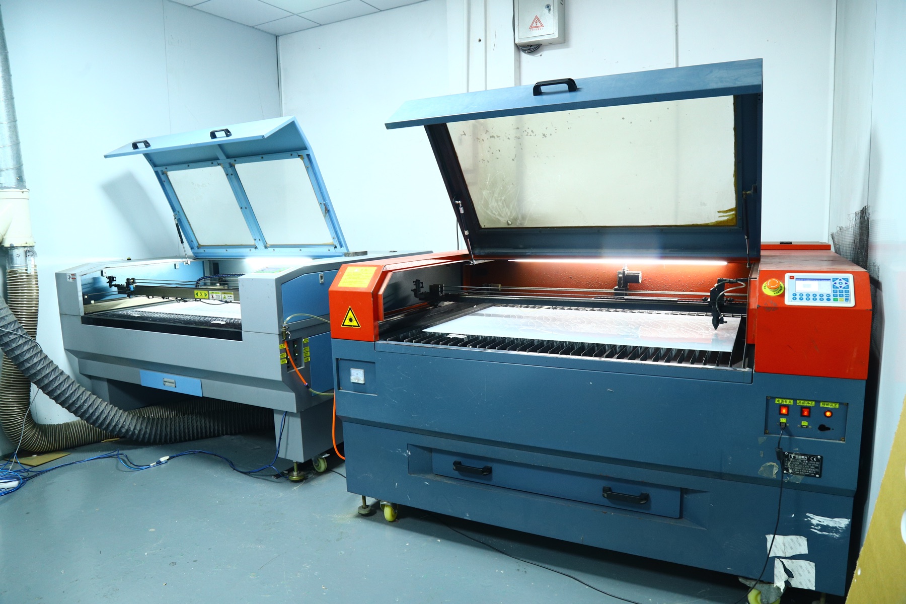 Plastic laser engraving machine