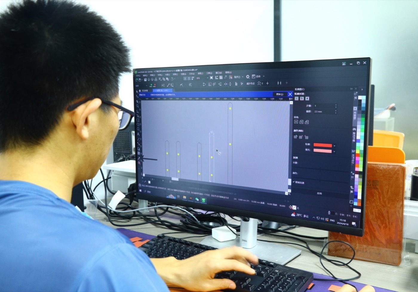 Artwork & construction review at RUOMEI
